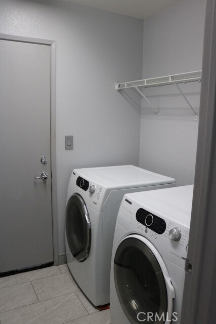 Building Photo - 255 E Santa Fe Ct