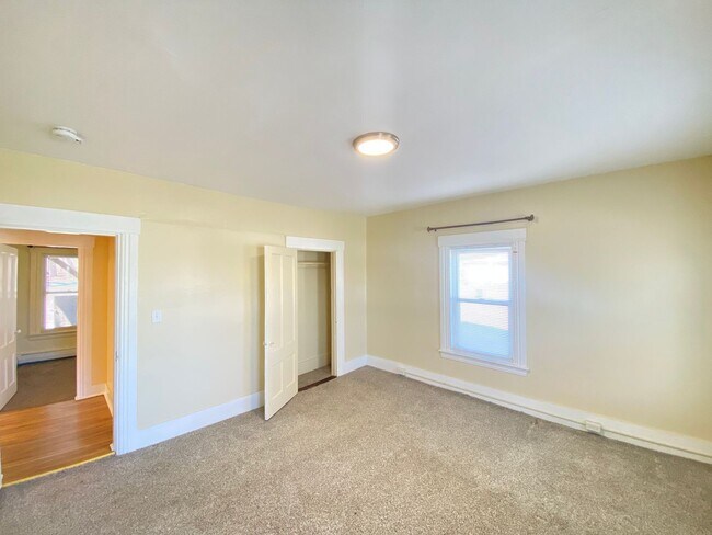 Building Photo - 26 High St