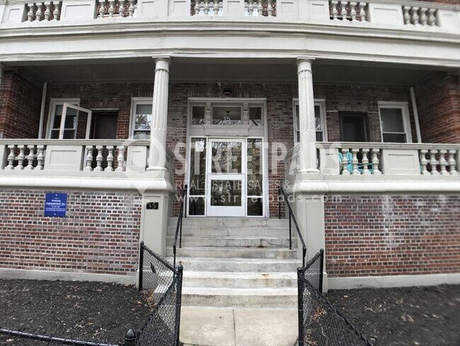 Building Photo - 2 bedroom in Boston MA 02135
