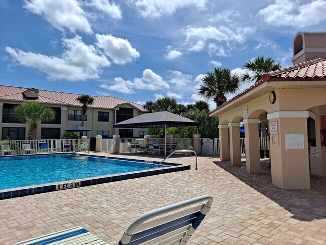 Building Photo - 3BR 2BA BOUCHELLE ISLAND GROUND FLOOR COND...