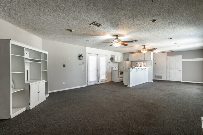 Building Photo - 113 County Rd 1604