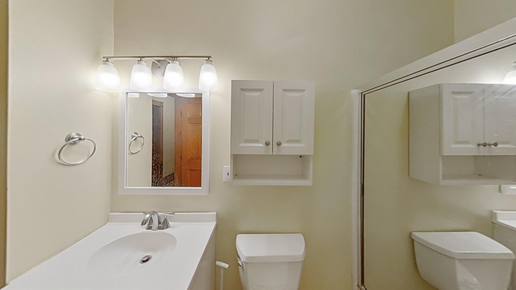 Building Photo - 6 Carmel St