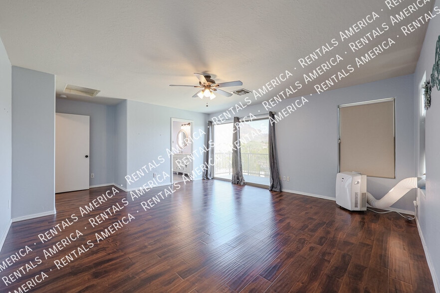 Building Photo - 10402 E Nice Ct