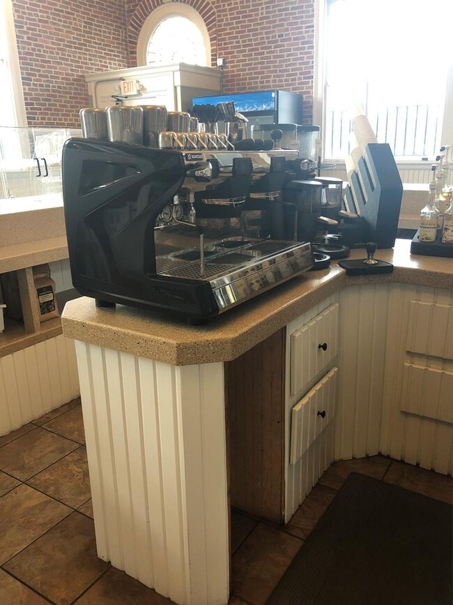 Building Photo - 25514 E Main St