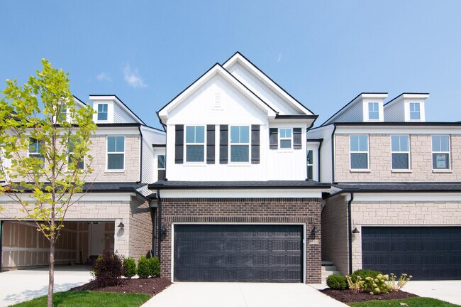 Building Photo - 5559 E Spaniel Dr