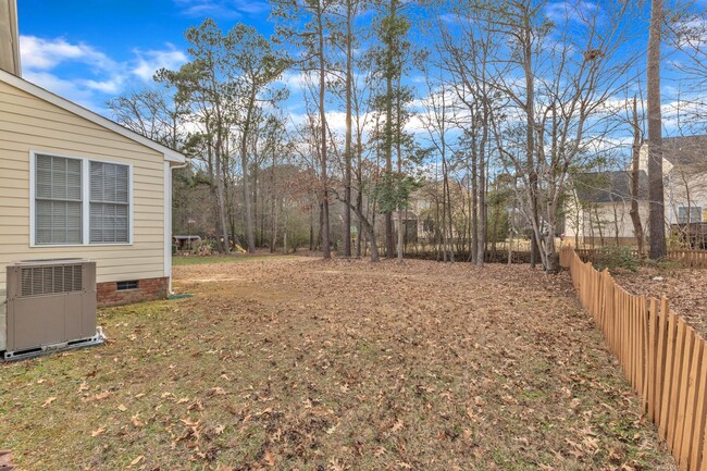 Building Photo - Spacious 4-bedroom, 2.5-bath home in Wake ...