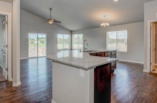 Building Photo - 4946 Olympus Dr