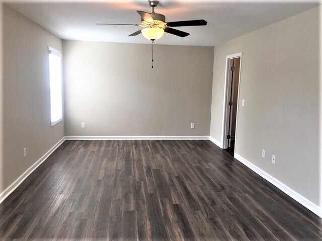 Building Photo - 921 Beverly Ct