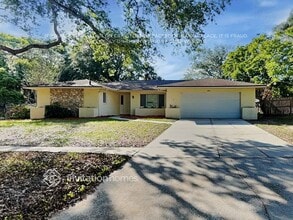 Building Photo - 6916 Sugarbush Dr