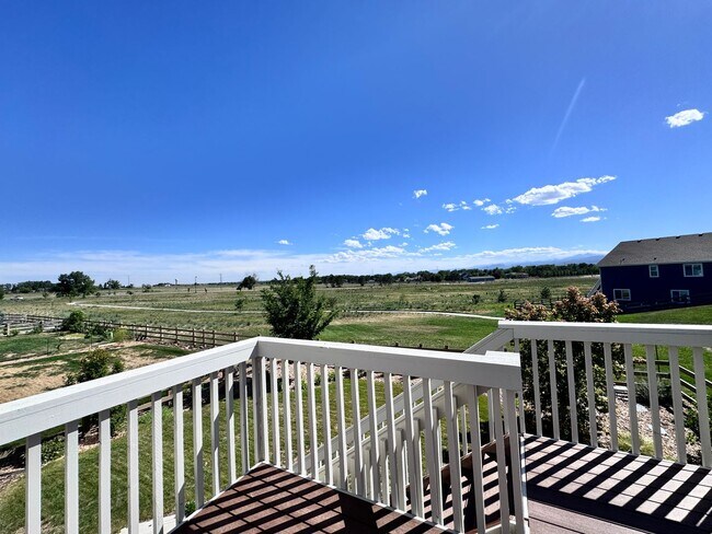 Building Photo - Gorgeous newer home in Timnath