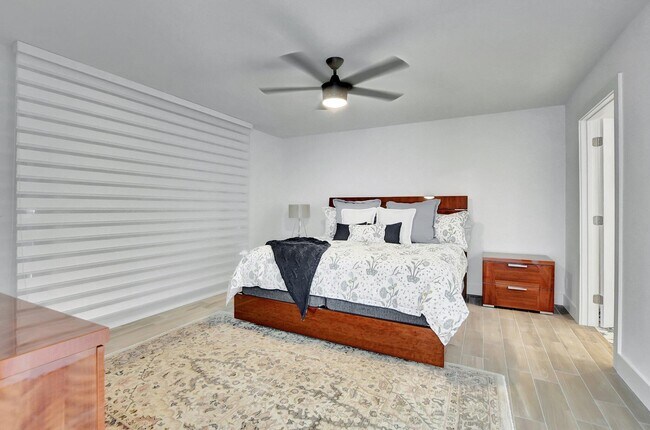 Building Photo - 7477 Campo Florido