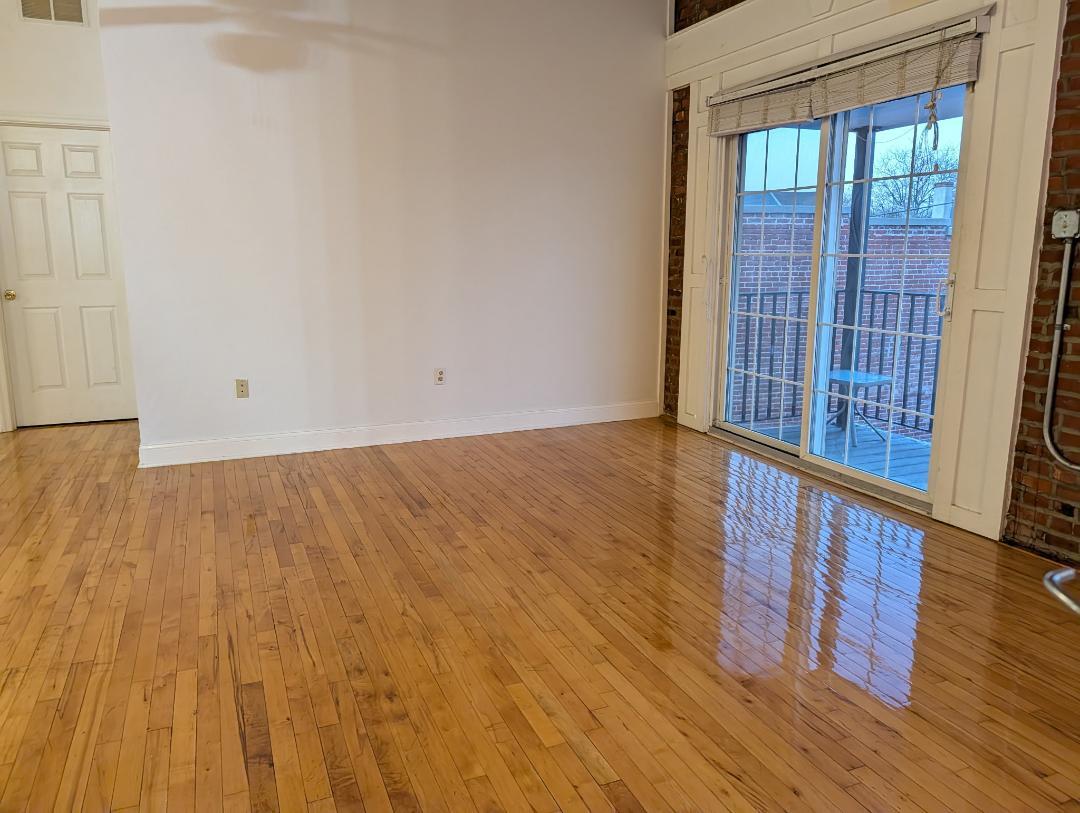 Building Photo - 502 Keystone Aly