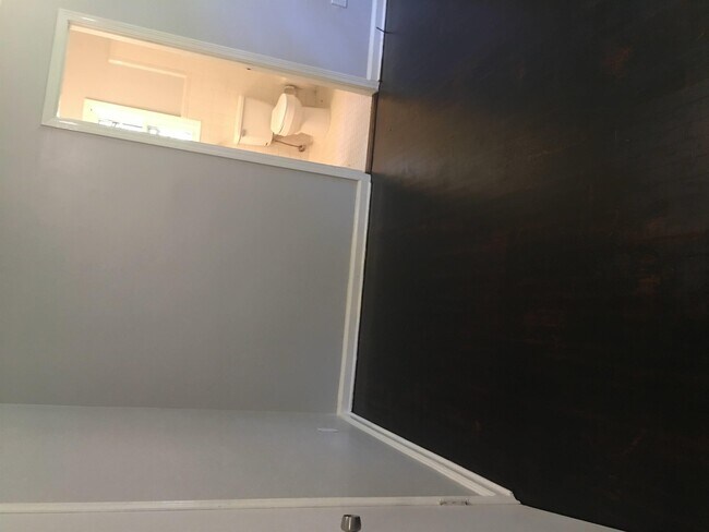 Building Photo - 4168 Loveless Dr