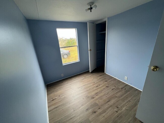 Building Photo - 43213 Claxton Cir