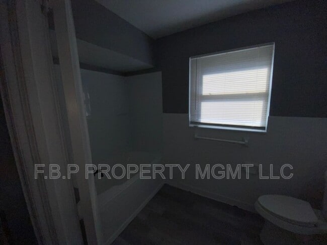 Building Photo - 14914 Marlowe St