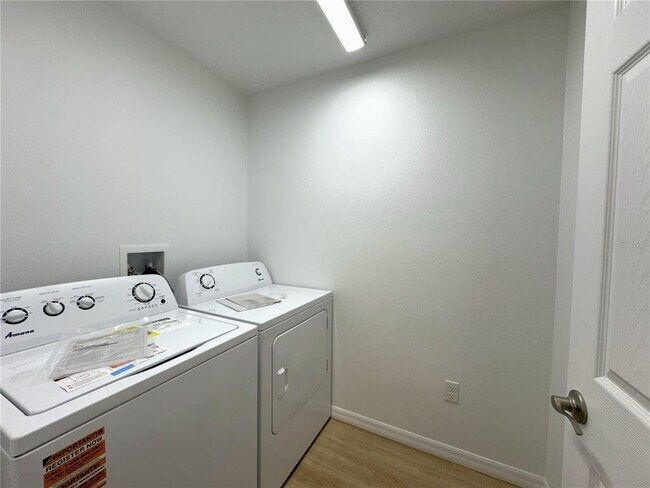 Building Photo - 8808 E Albertson Ct