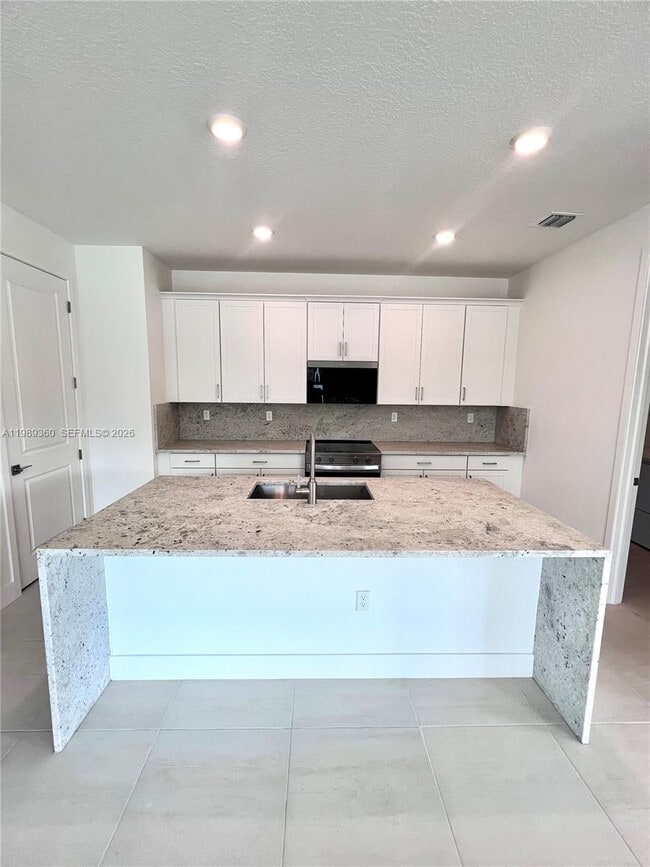 Building Photo - 4784 SW 72nd Terrace