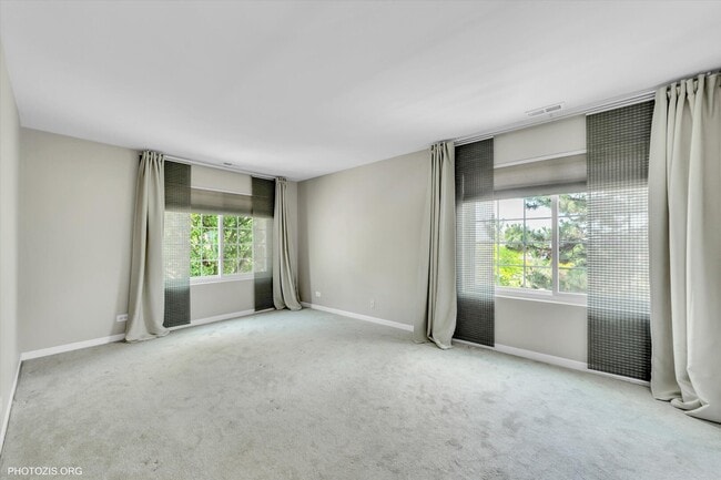 Building Photo - 436 Yorktown Ct