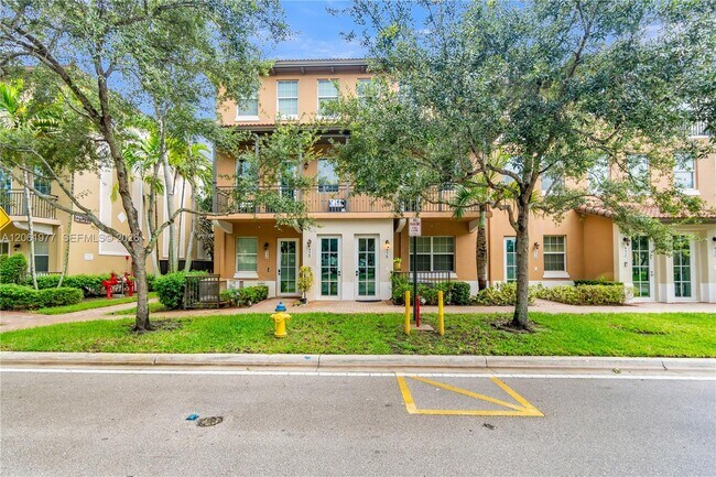 Building Photo - 936 SW 147th Ave