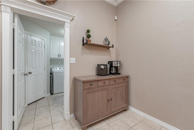 Building Photo - Beautiful 3 Bed, 2 Bath in Castlegate