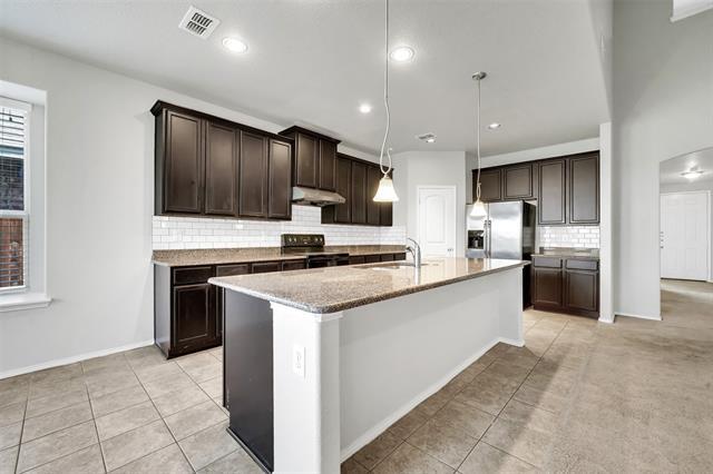 Building Photo - 8217 Spruce Meadows Dr