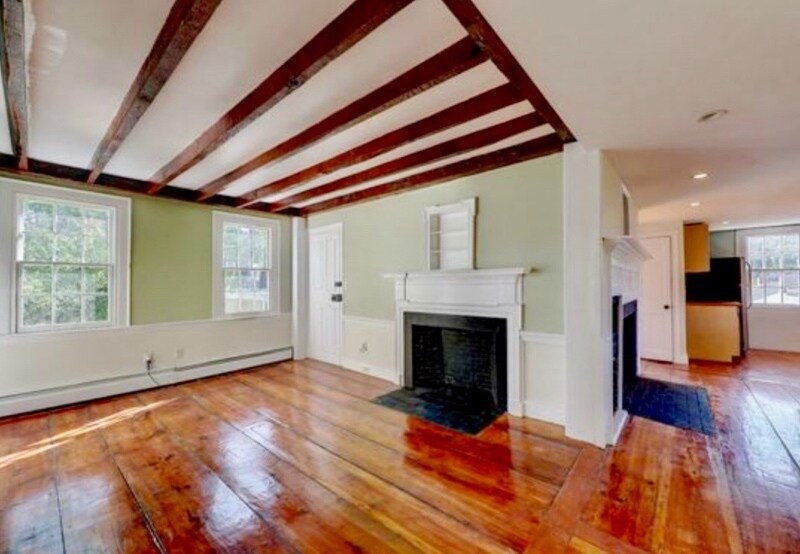 Building Photo - 11 Cady St