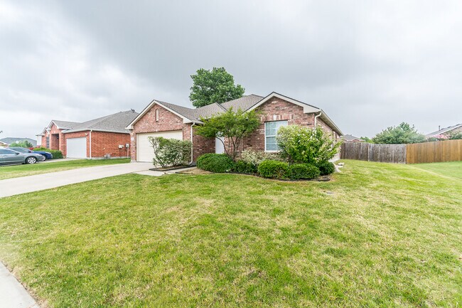 Building Photo - 1413 Gordon Dr