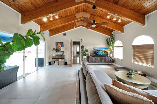 Building Photo - 18900 Belview Dr