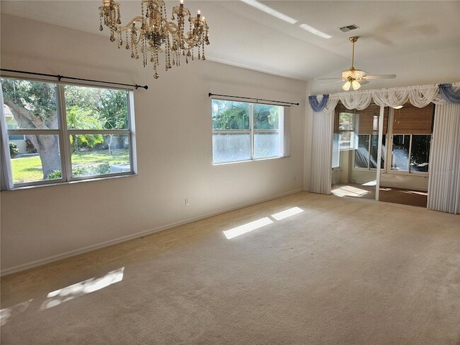 Building Photo - 920 Onager Ct