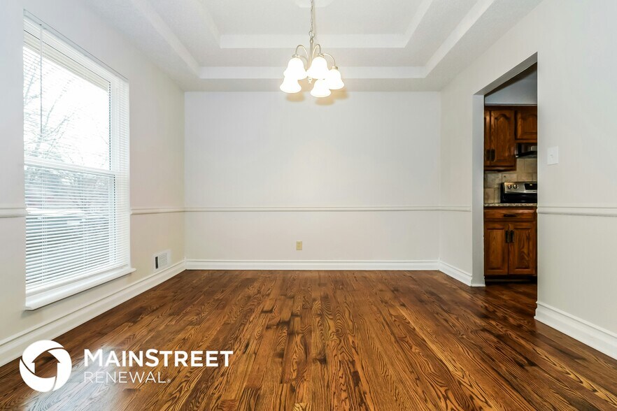 Building Photo - 7916 Bradshaw St