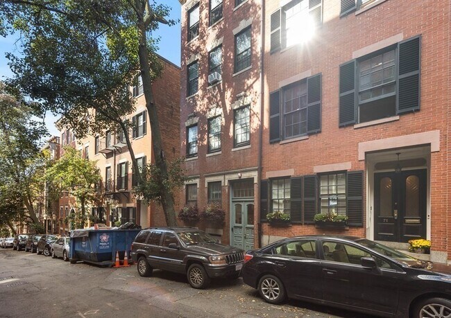 Building Photo - 73 Revere St