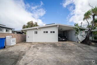 Building Photo - Studio in Kailua, Avail Now, Schedule an A...