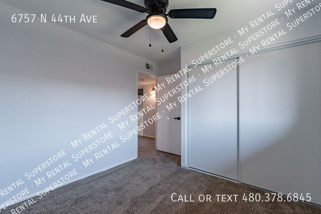 Building Photo - 6757 N 44th Ave