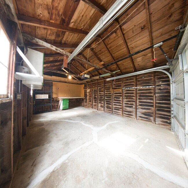 Building Photo - Updated 2-Bedroom, 1-Bath with Large Backyard