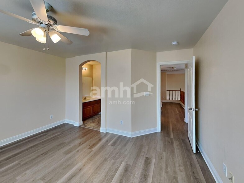 Building Photo - 5842 Crumbling Ridge St