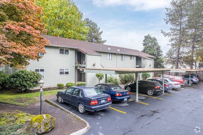 Exterior - Pine Grove Condominiums