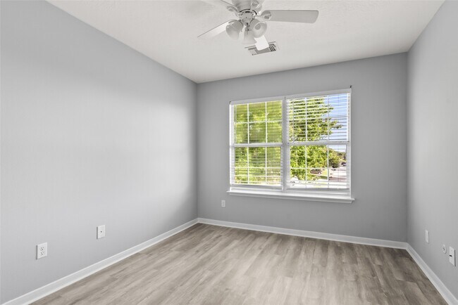 Building Photo - 11838 Sardis Lake Dr