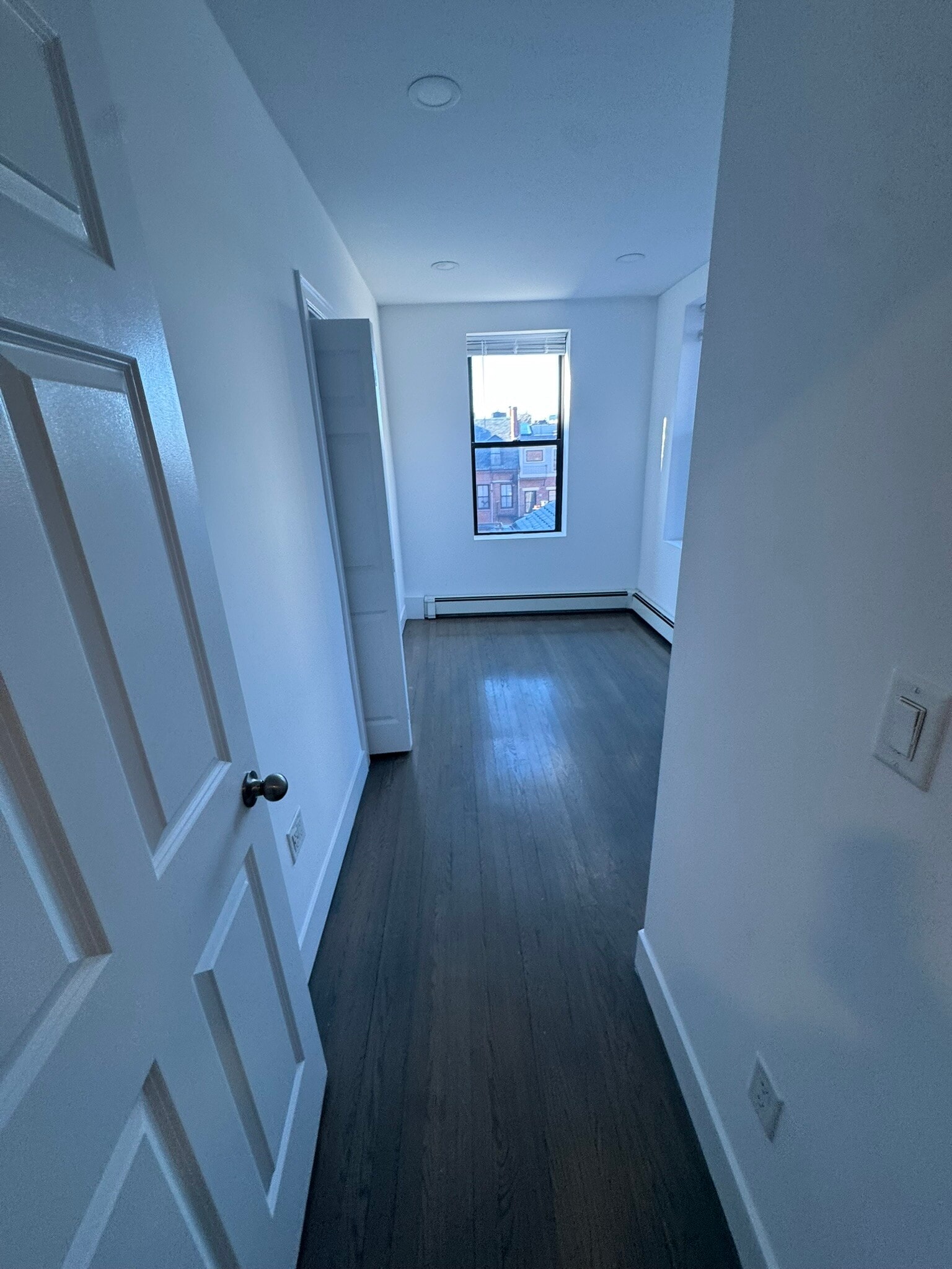 Building Photo - 44 Joy St