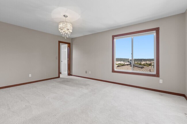 Building Photo - 3Bd/3Ba Seattle House