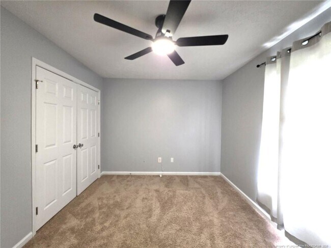 Building Photo - 910 Foxhunt Ln