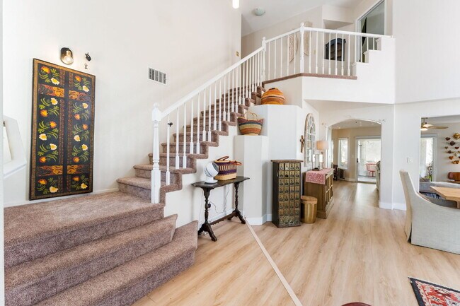Building Photo - Summerlin 3 Bed / 2.5 Bath Home — Available October 5, 2026