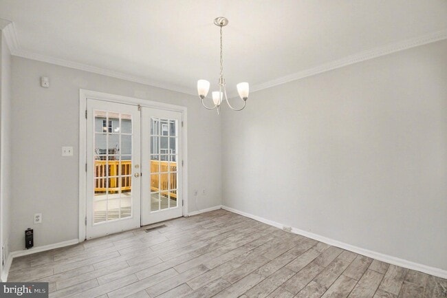 Building Photo - 3648 McDowell Ct