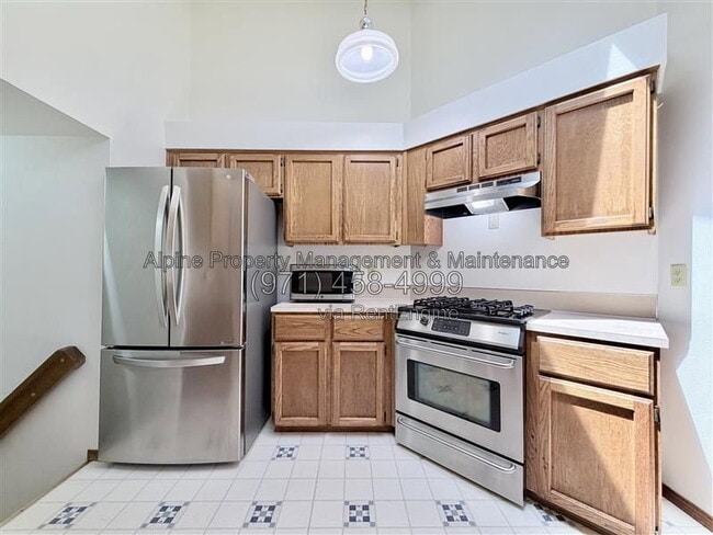 Building Photo - 7066 SW 156th Ave