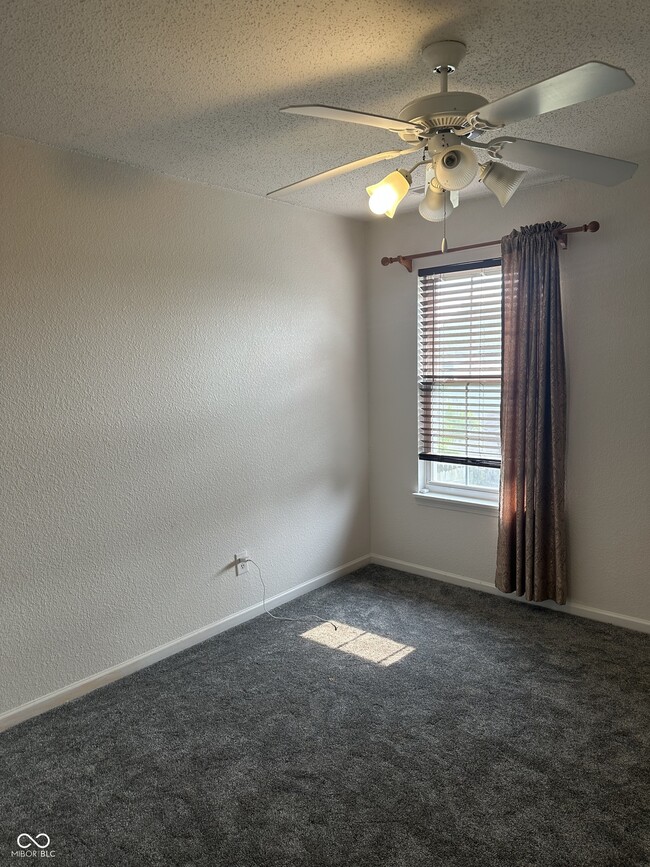 Building Photo - 7122 Tassel Meadow Dr