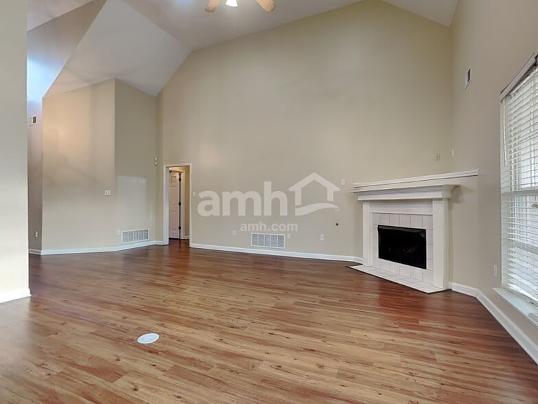 Building Photo - 5717 Antler Trail