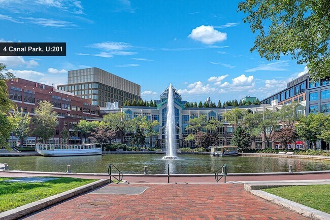 Building Photo - 4 Canal Park