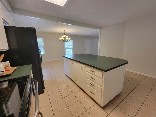 Building Photo - 8107 Pinto Ln