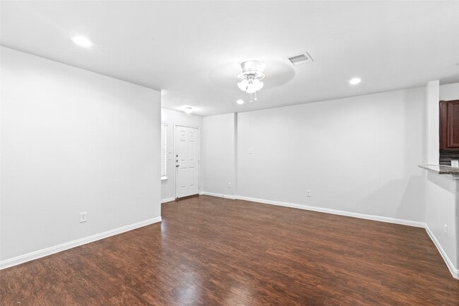 Building Photo - 2430 High Island Way