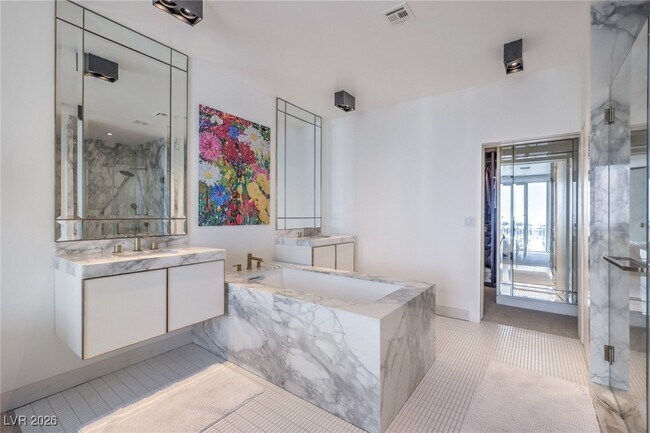 Building Photo - 952 Coatbridge St