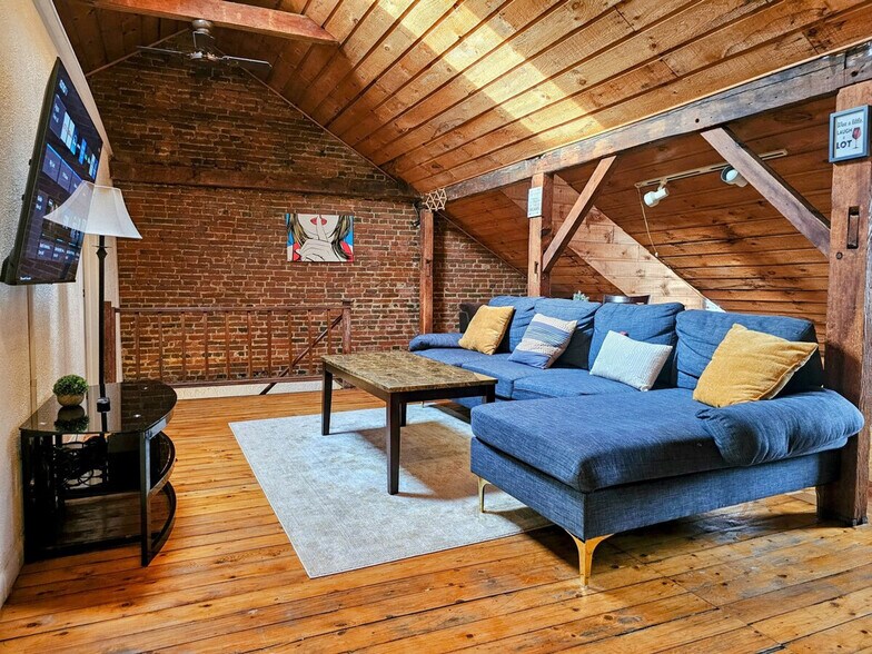 Building Photo - 88 Madison Ave